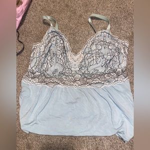 L lacey top, thrifted, Soma